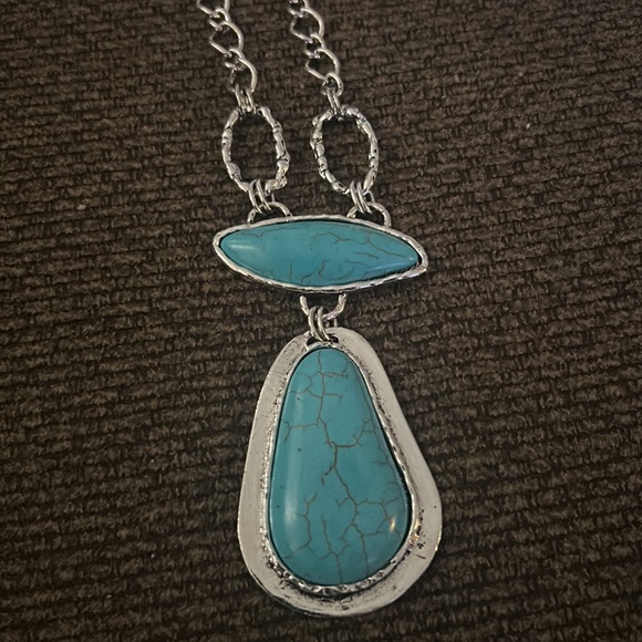 Bohemian Faux Turquoise Necklace & Dangle Earrings Set! - Picture 2 of 4